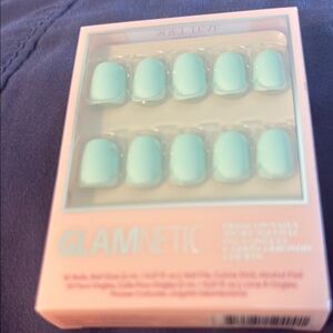 Soft teal short oval Press-On Nails!